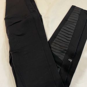 Leggings women’s ALO black size small